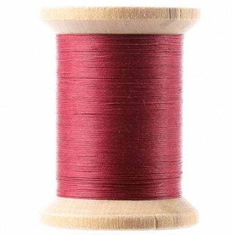 Yli Quilting Red / Rot  - Gewachstes Handquiltgarn auf der Holzspule - 500 yards / 455m - Cotton Hand Quilting Thread 3-Ply Extra Long Staple Egyptian Cotton 