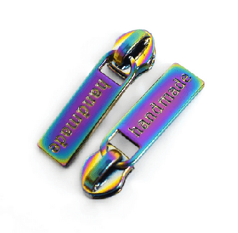 Robuste Handmade Reißverschlusszupfer für #5 Endlosreißverschlüsse - Rainbow Handmade Embossed Zipper Pulls 5mm Regenbogen Reißverschlusswagen 