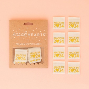 Made in 2024 Metallic Labels - Sarah Hearts Goldene Webetiketten - Premium Woven Labels - Tied with a Ribbon Limited Edition 
