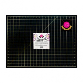 Schwarz-Goldene Schneidematte - Original Tula Pink Hardware - Cutting Mat 17" x 23 inches 